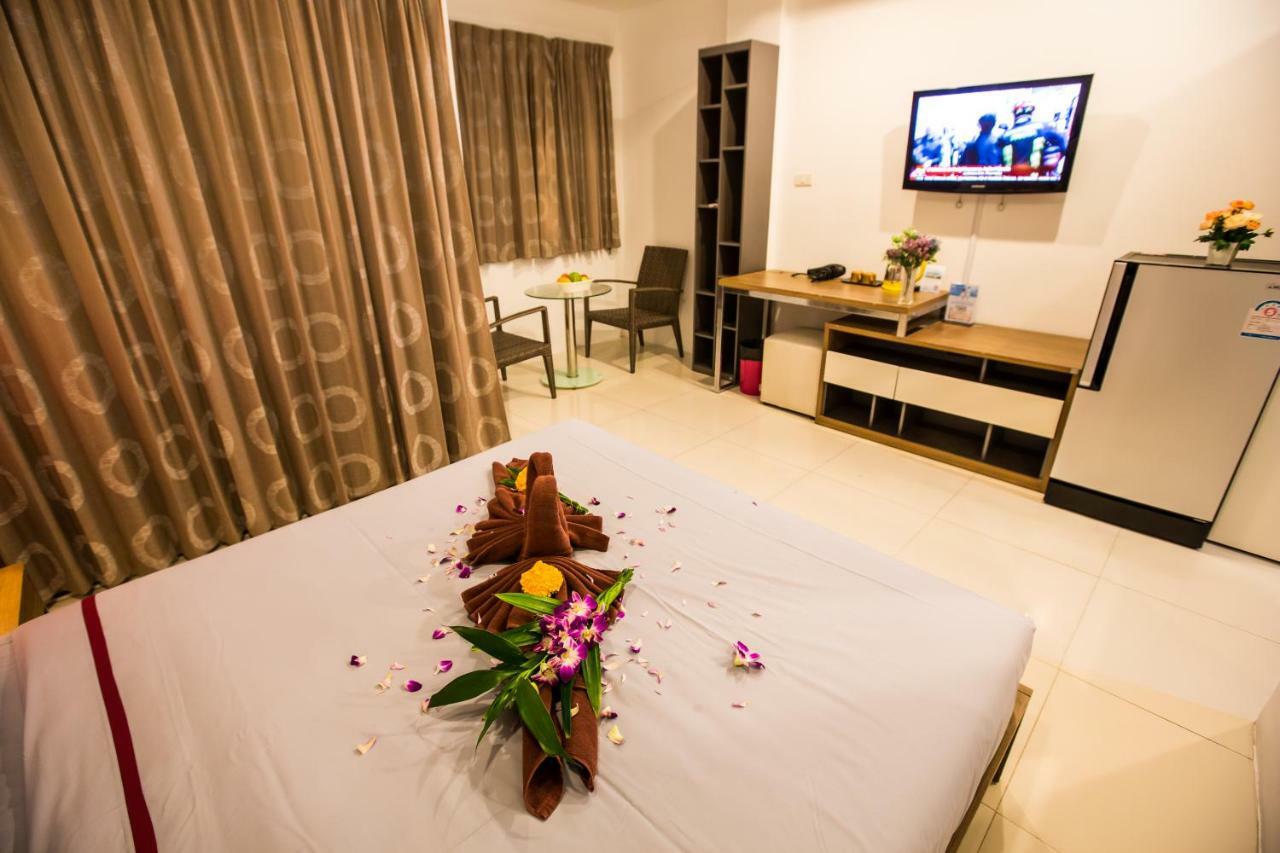 Oscar Boutique Hotel Patong Exterior foto